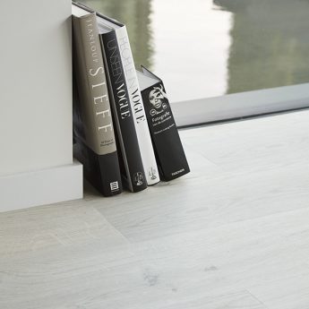 VINILE LVT 1569 VIVID LIGHT 5/0,55 MM 33/42 DC