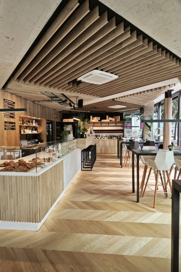 Lana’s Corner – legno caldo per pause urbane